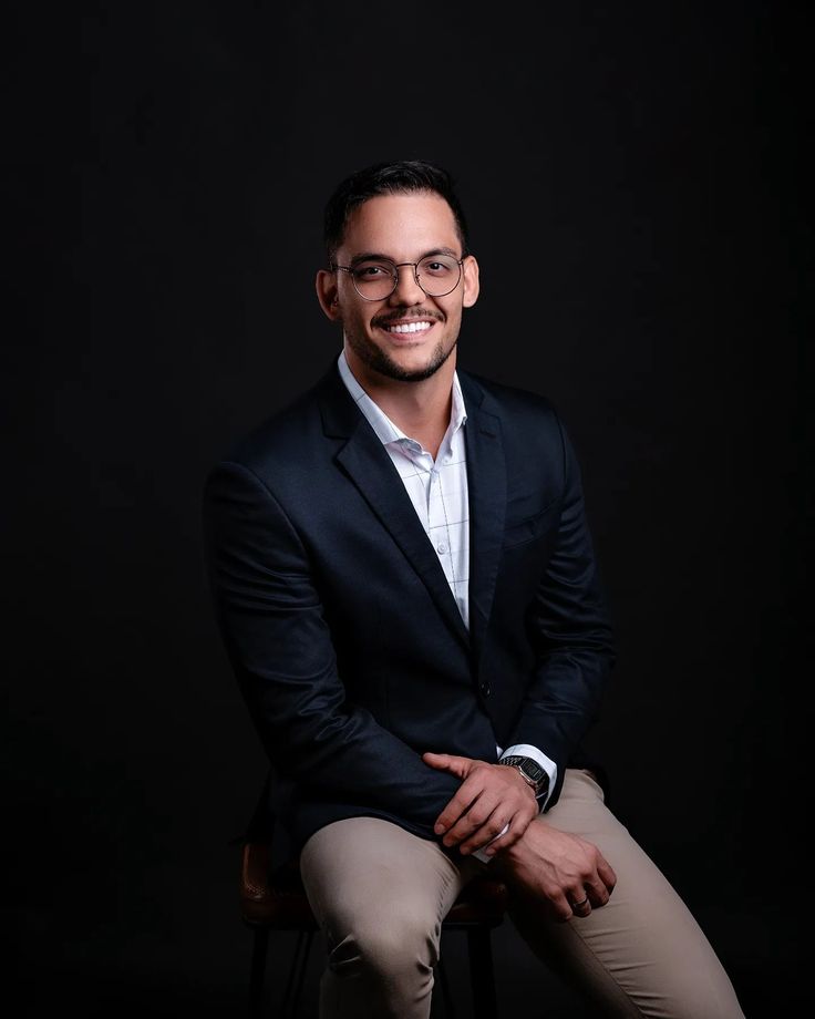Luis M.
